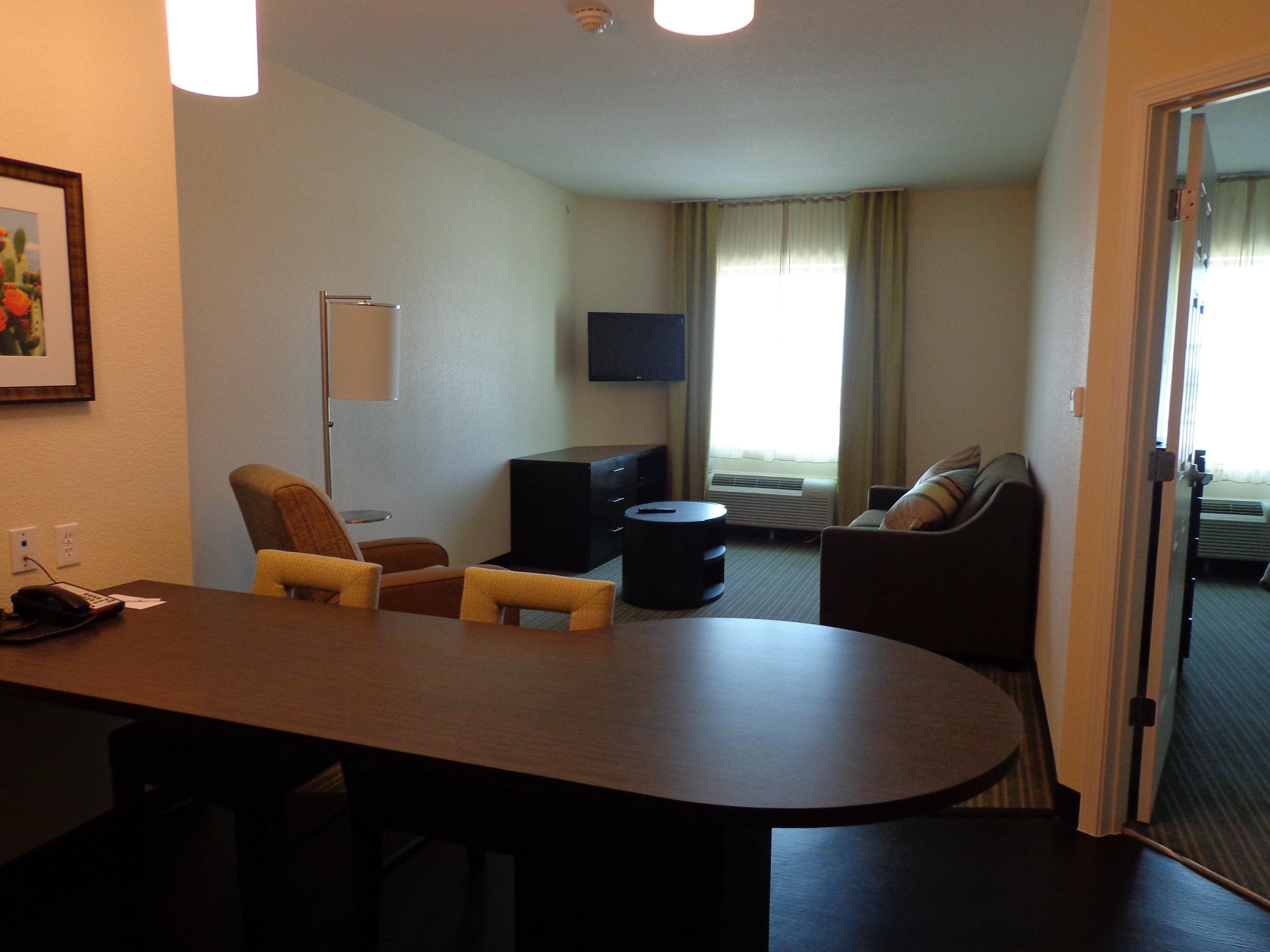 Candlewood By Ihg Hotel
