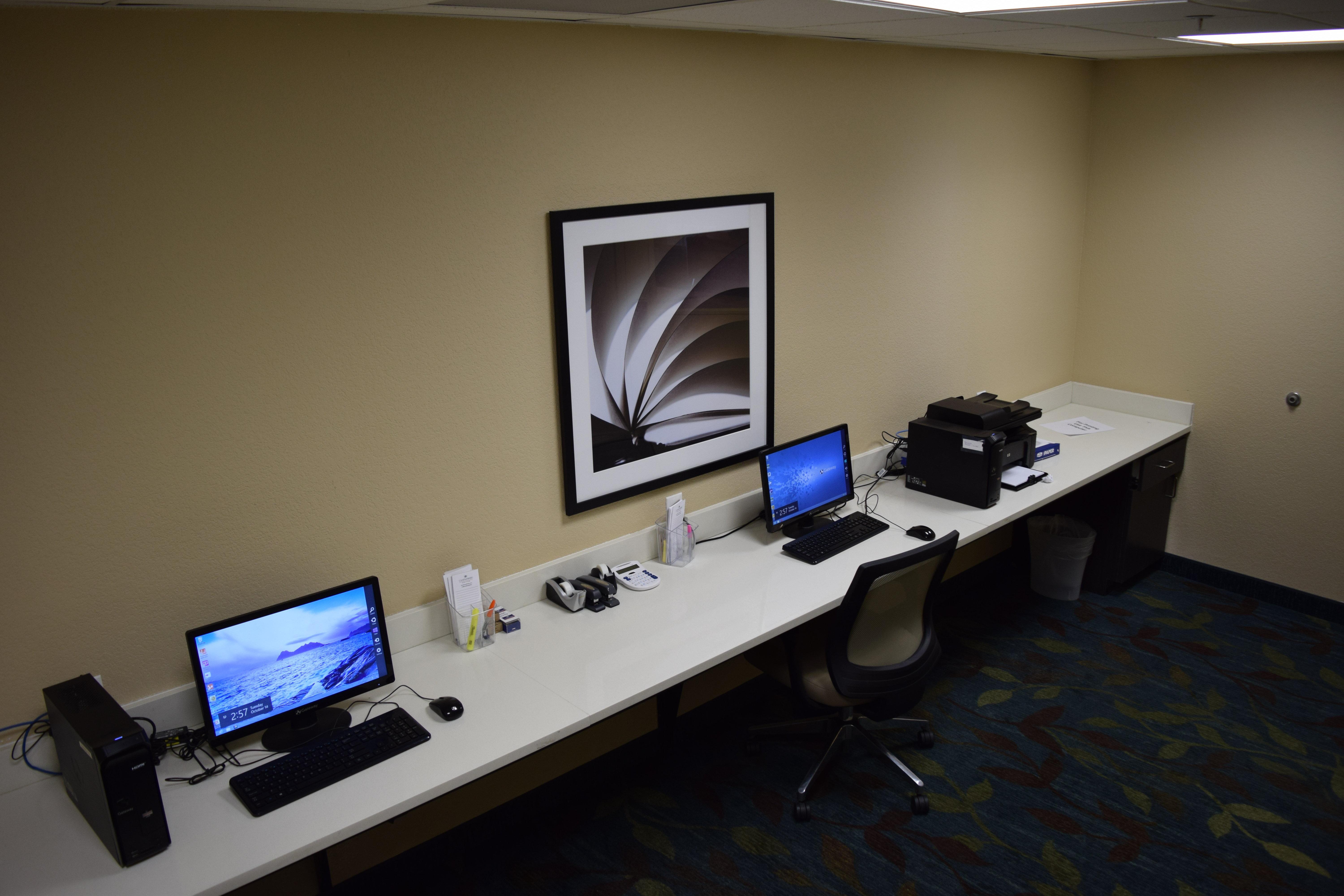 Candlewood By Ihg Hotel