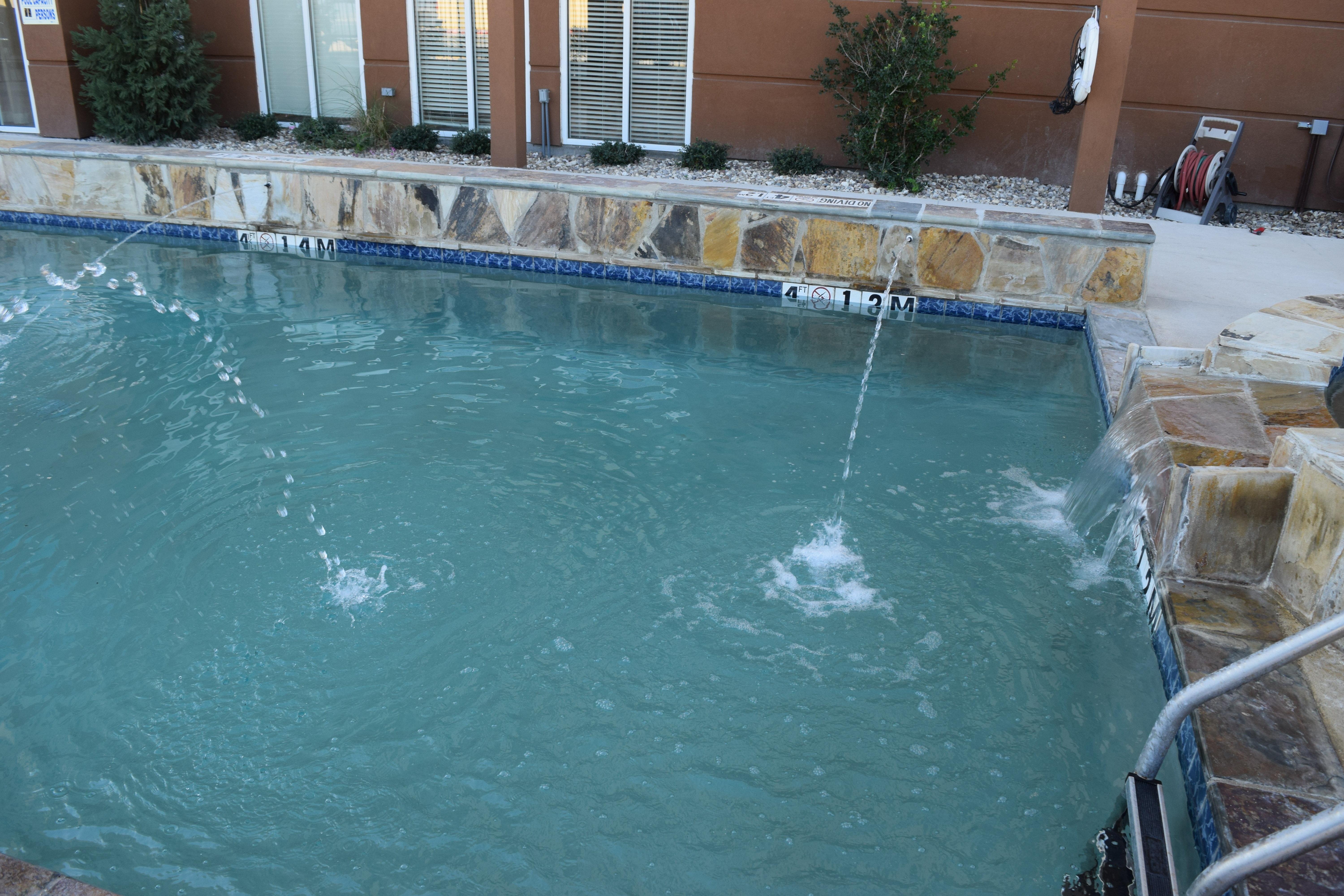 Hotel Candlewood By Ihg Monahans